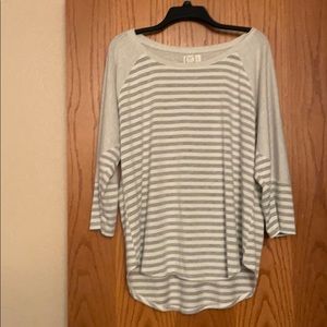 24/7 Maurices 3/4 sleeve tee